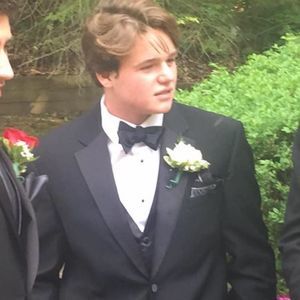 Meet your Posher, Ray